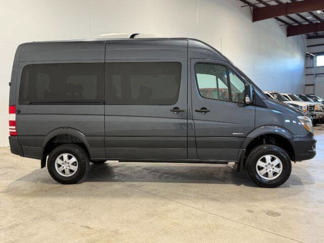 Used 2016 Mercedes-Benz Sprinter 2500 image 7