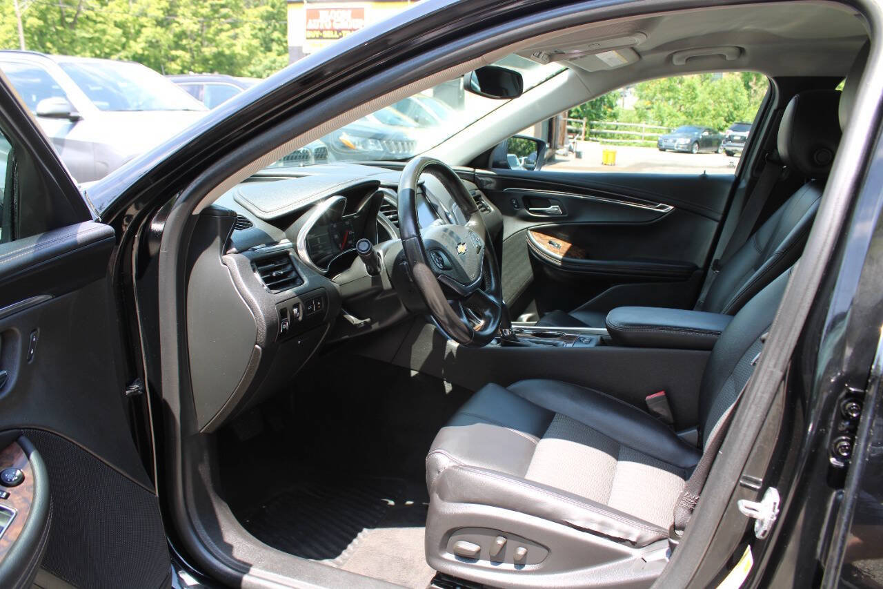 Used 2014 Chevrolet Impala LT w/ Convenience Package FWD image 22