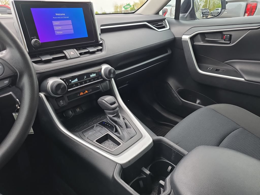 Used 2023 Toyota RAV4 LE FWD image 23