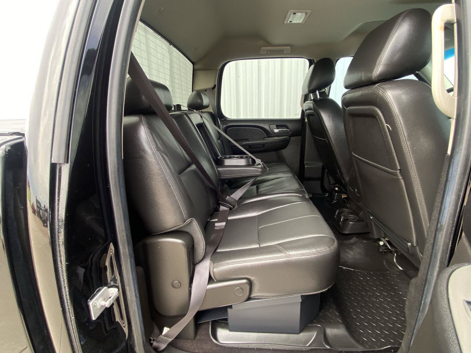 Used 2014 Chevrolet Silverado 2500 LTZ w/ LTZ Plus Package AWD/4WD image 15