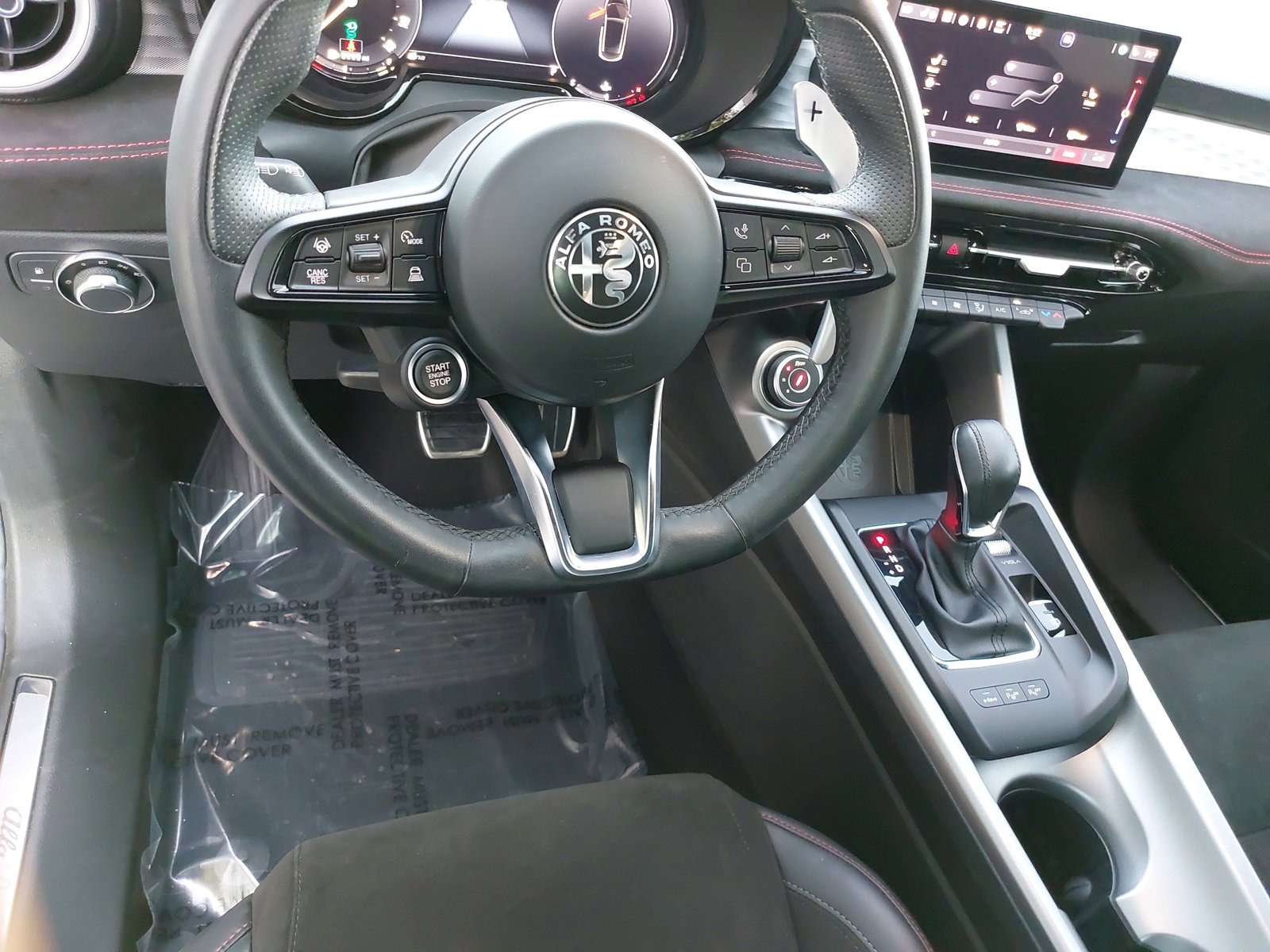 Used 2024 Alfa Romeo Tonale Veloce image 18