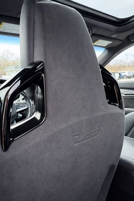 Used 2024 Cadillac CT5 V Blackwing w/ Driver Assist Package image 21