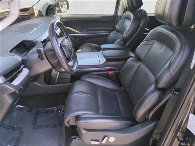 Used 2025 Lincoln Navigator Reserve AWD/4WD image 16