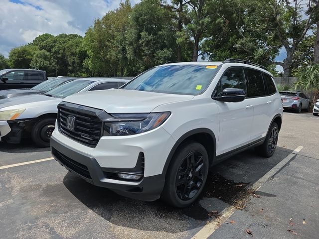 Used 2024 Honda Passport Black Edition image 3