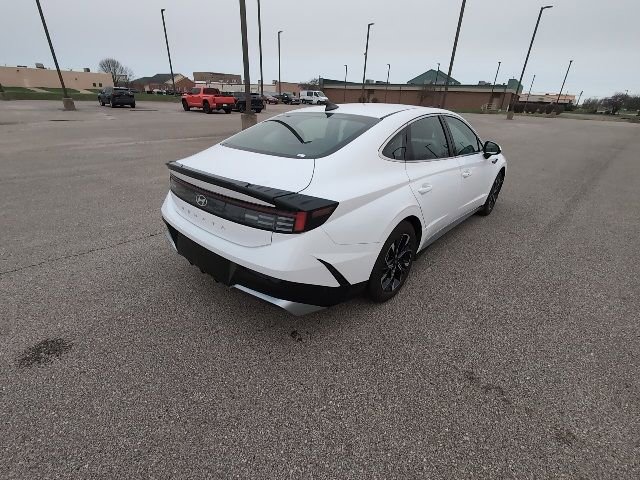 Used 2025 Hyundai Sonata SEL image 3