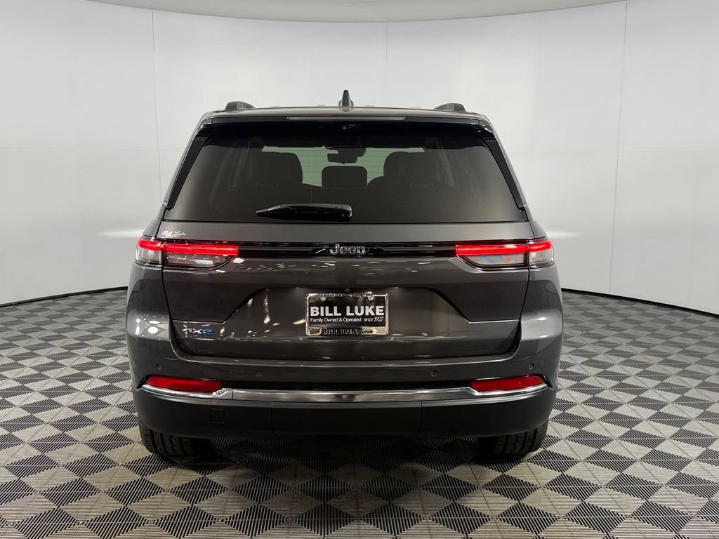Used 2023 Jeep Grand Cherokee 4WD 4xe w/ Luxury Tech Group II image 8