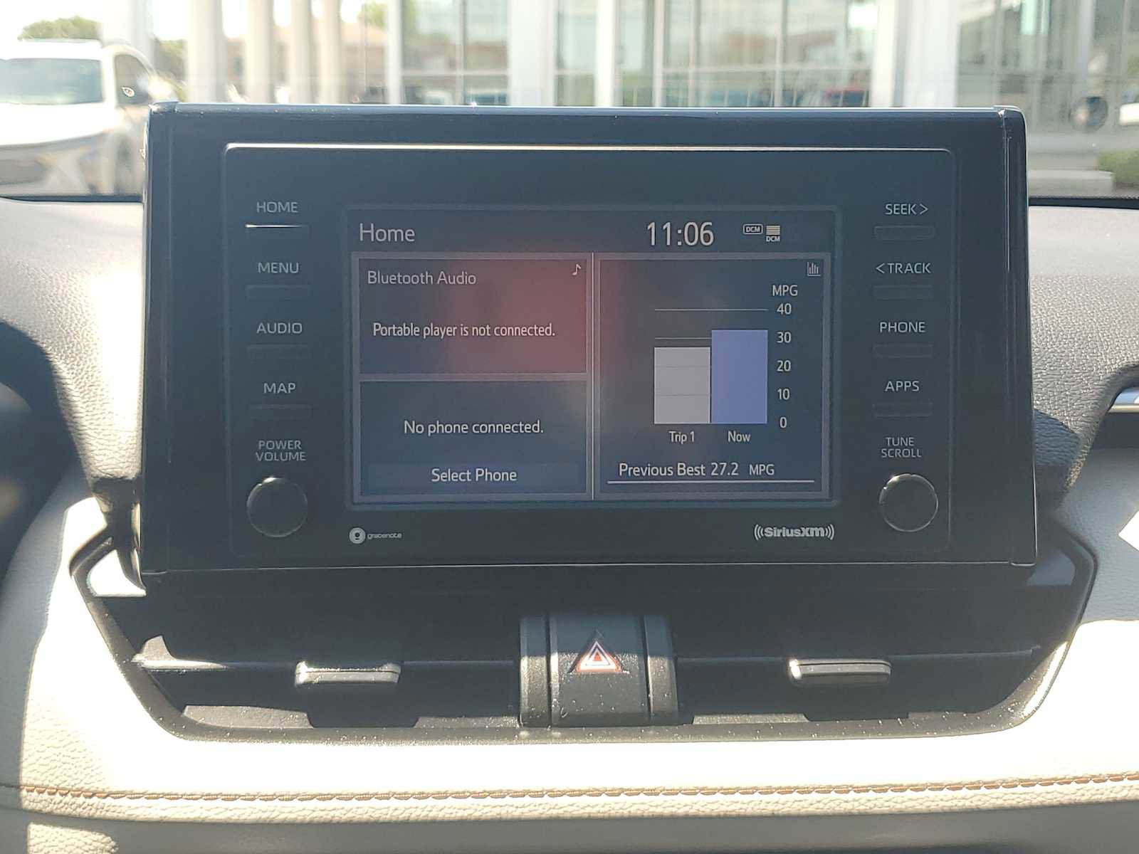 Used 2022 Toyota RAV4 XLE w/ Convenience Package FWD image 12
