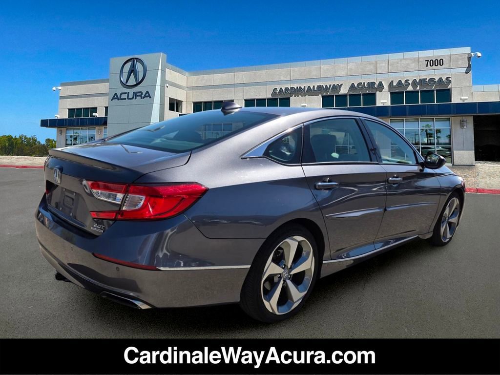 Used 2018 Honda Accord Touring image 4