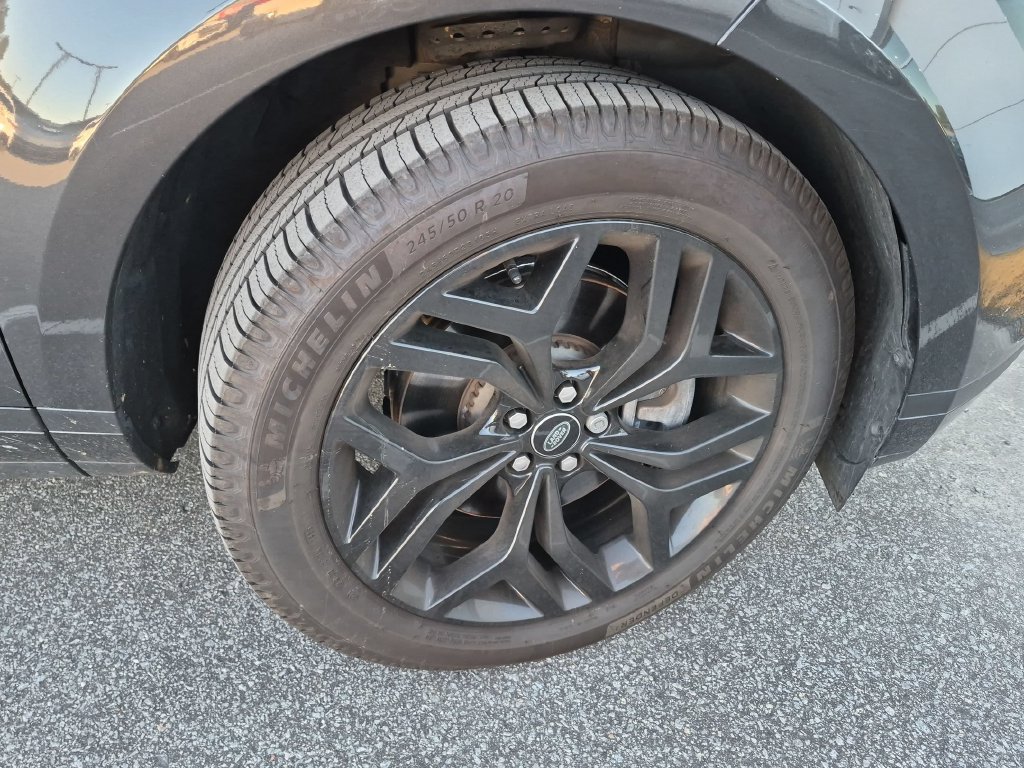 Used 2022 Land Rover Range Rover Evoque SE AWD/4WD image 10