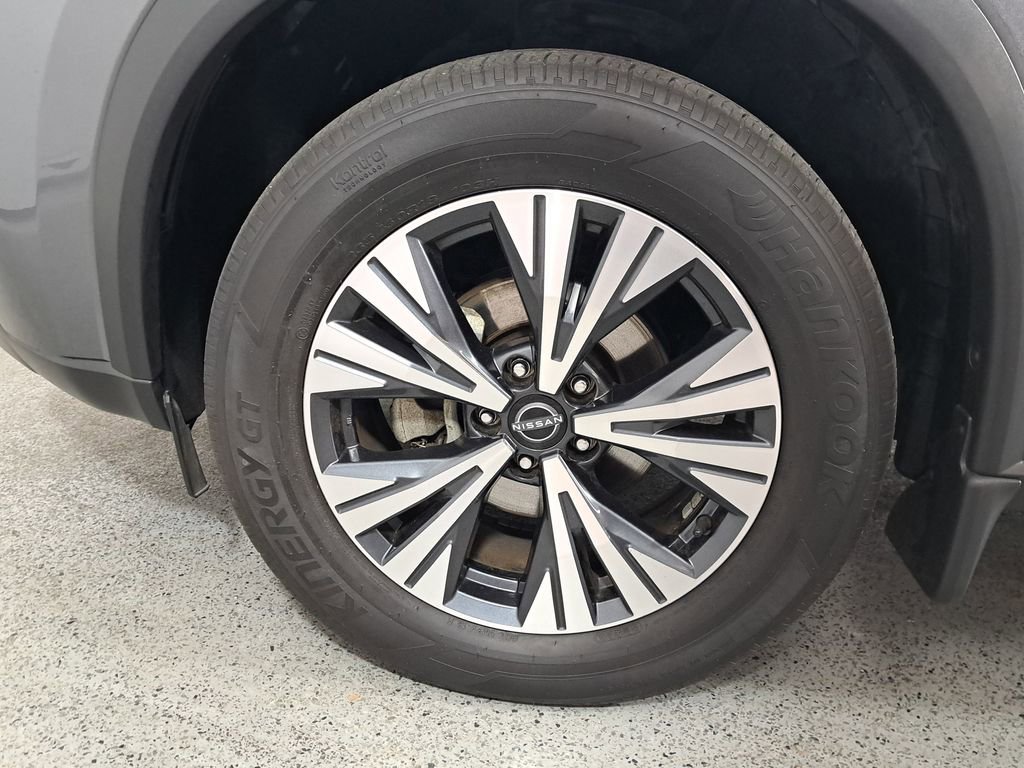 Used 2022 Nissan Rogue SV image 7