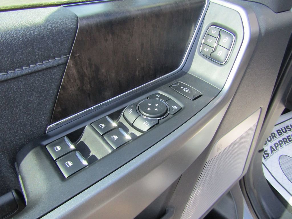 New 2026 Ford F250 Lariat w/ Black Appearance Package AWD/4WD image 19