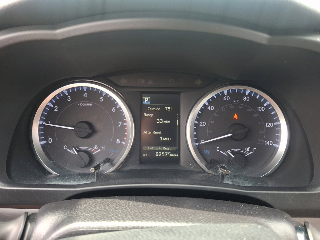 Used 2019 Toyota Highlander LE image 26