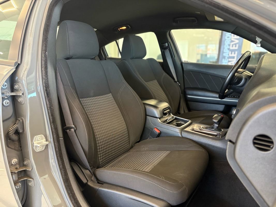 Used 2023 Dodge Charger SXT image 23