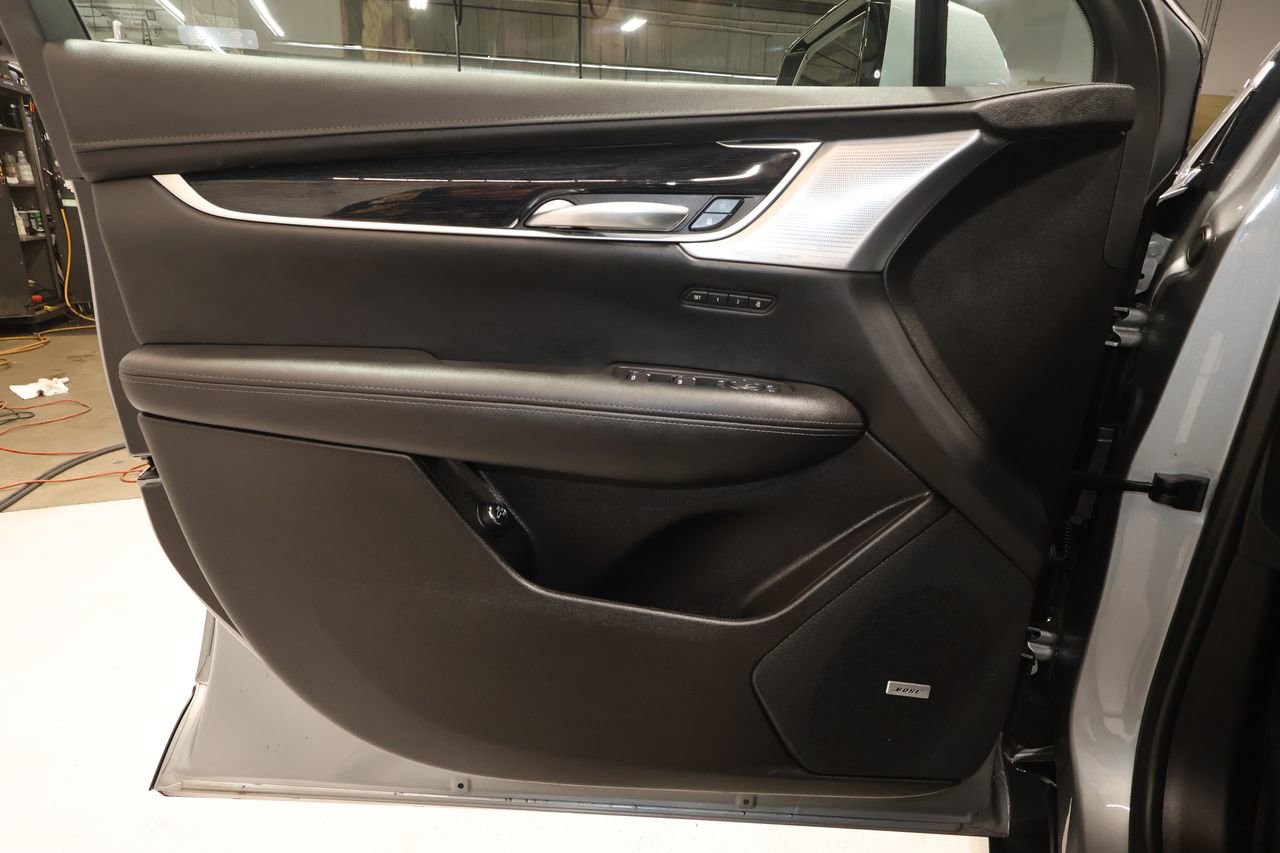 Certified 2025 Cadillac XT5 Premium Luxury w/ Technology Package AWD/4WD image 22