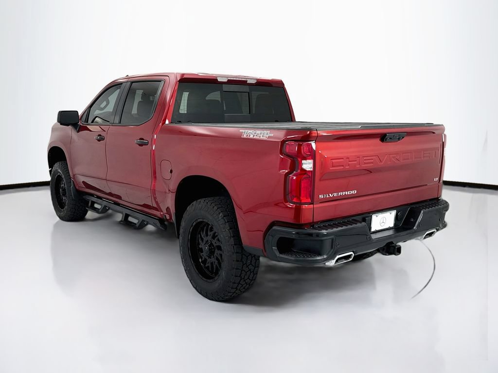 Used 2025 Chevrolet Silverado 1500 LT Trail Boss w/ Convenience Package II AWD/4WD image 7