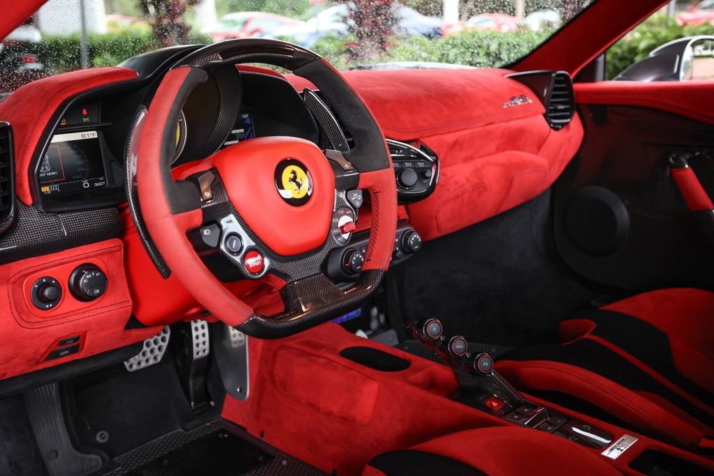 Used 2015 Ferrari 458 Speciale A RWD image 28