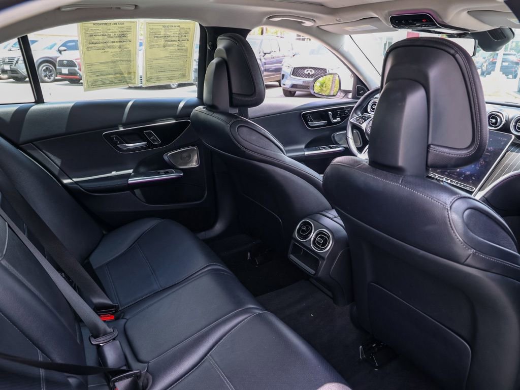 Used 2023 Mercedes-Benz C 300 Sedan image 17