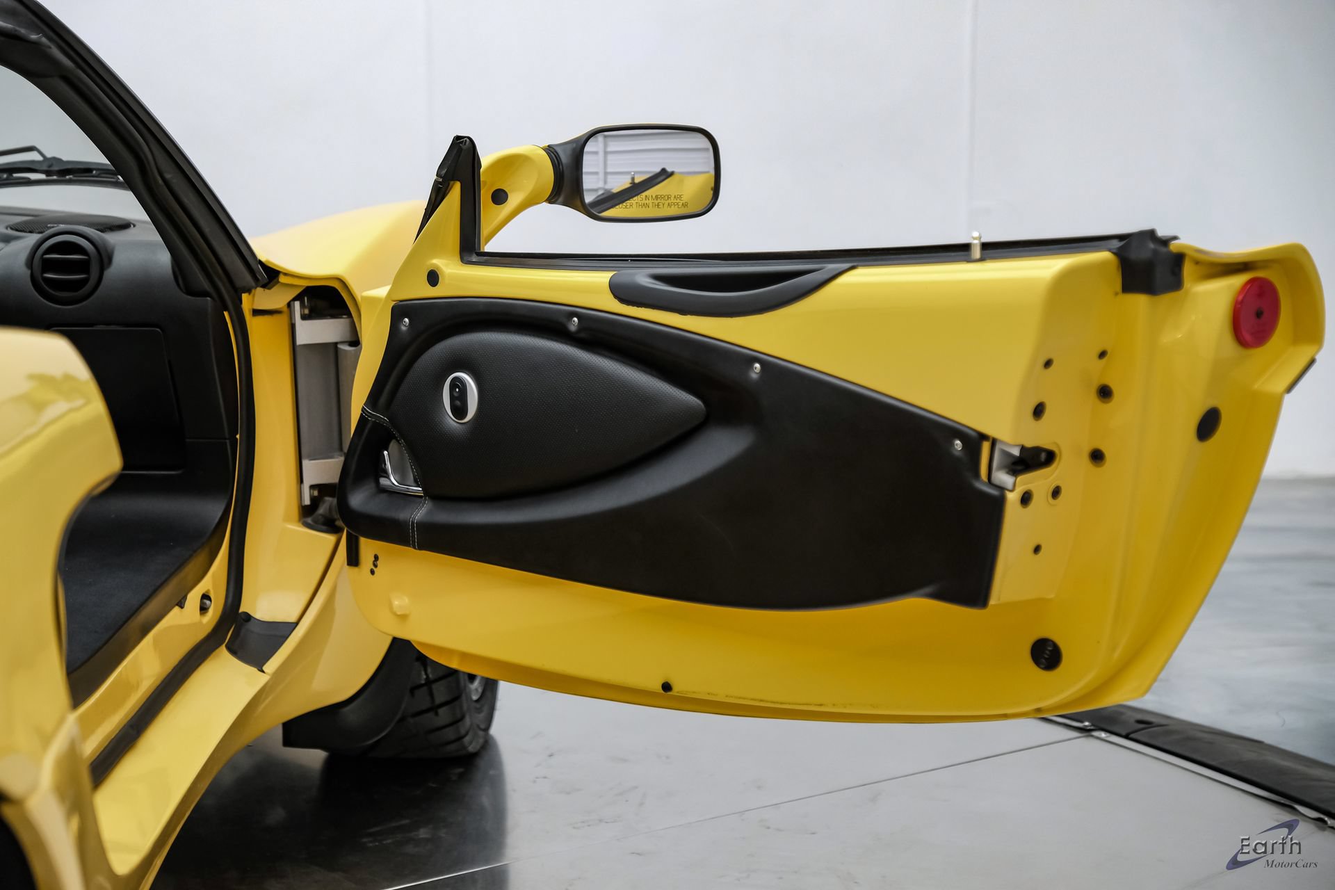 Used 2005 Lotus Elise RWD image 81