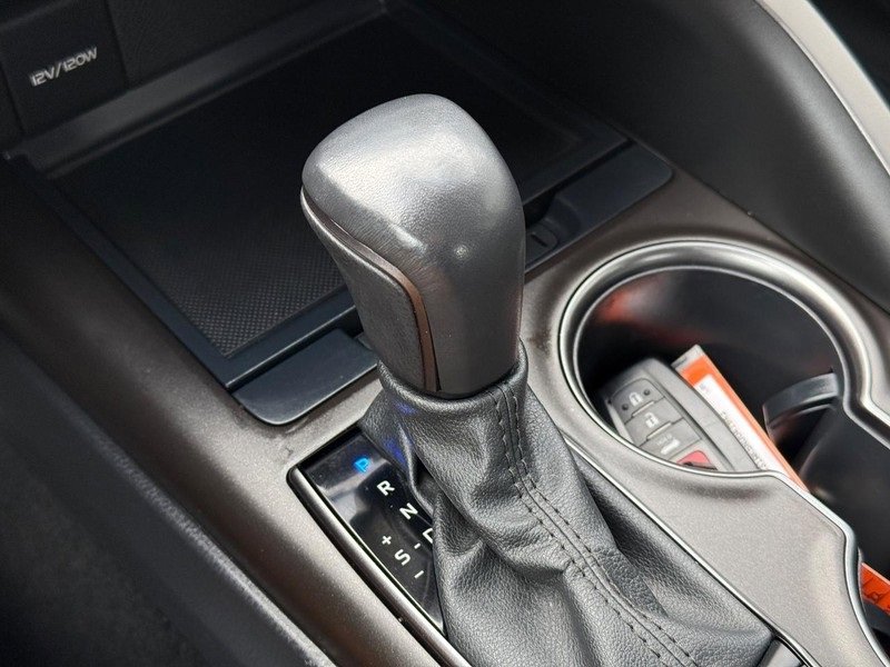 Used 2022 Toyota Camry SE image 26
