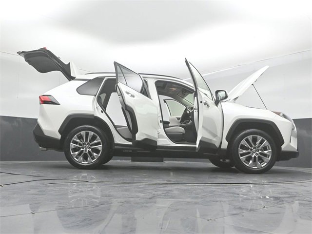 Used 2021 Toyota RAV4 Limited image 54