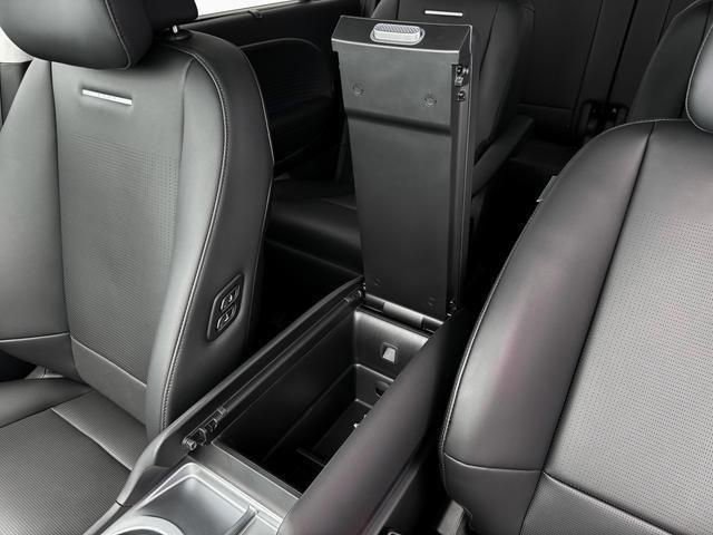 New 2026 Hyundai Ioniq 9 Limited AWD/4WD image 18