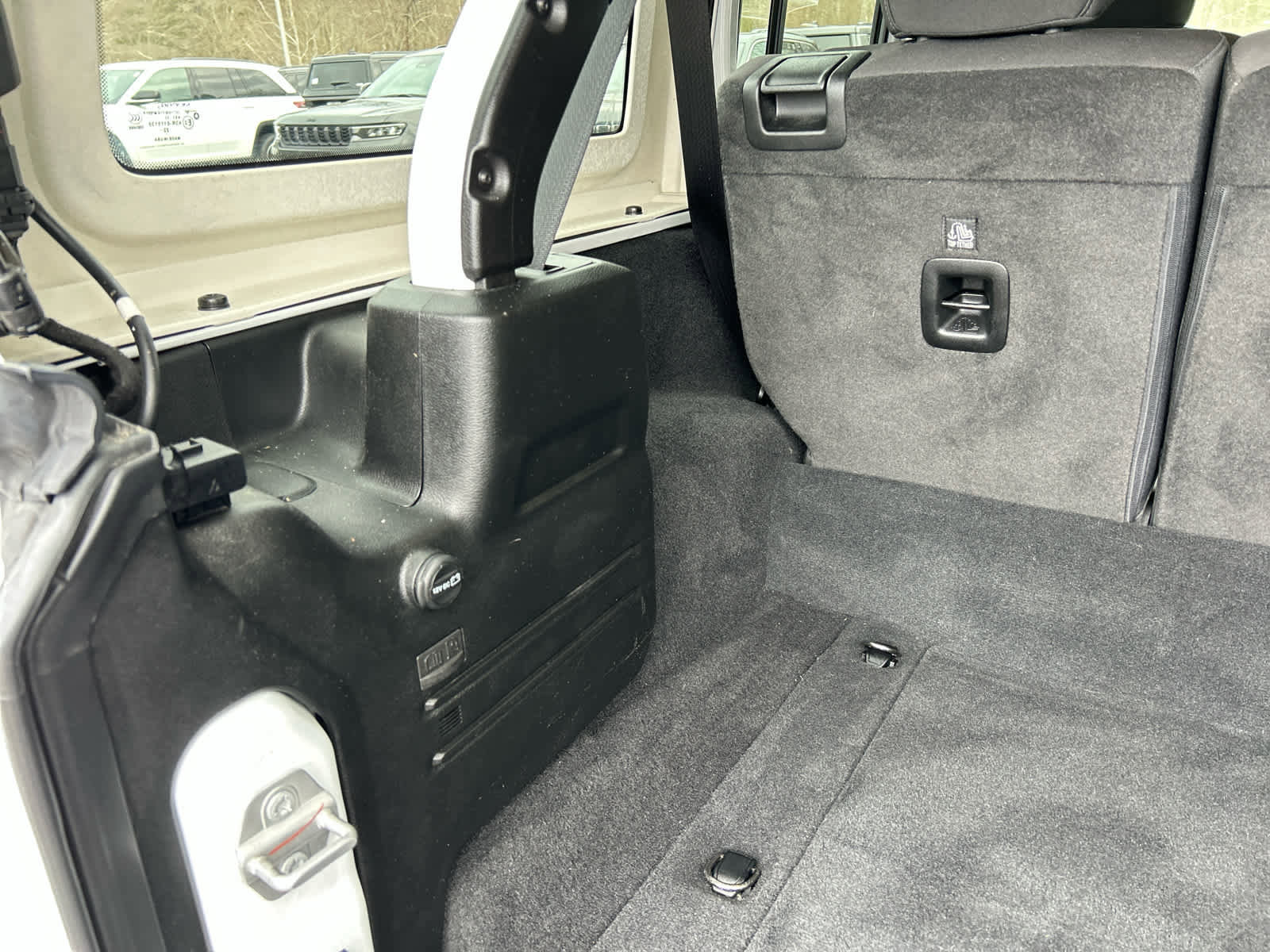 Used 2023 Jeep Wrangler Unlimited image 33