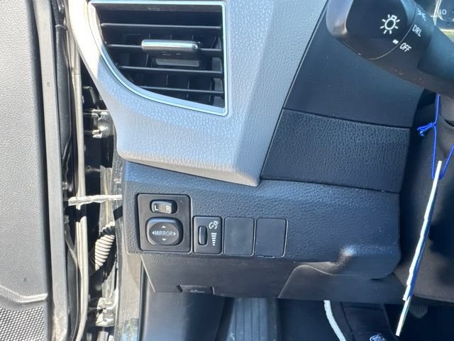 Used 2014 Toyota Corolla LE FWD image 24