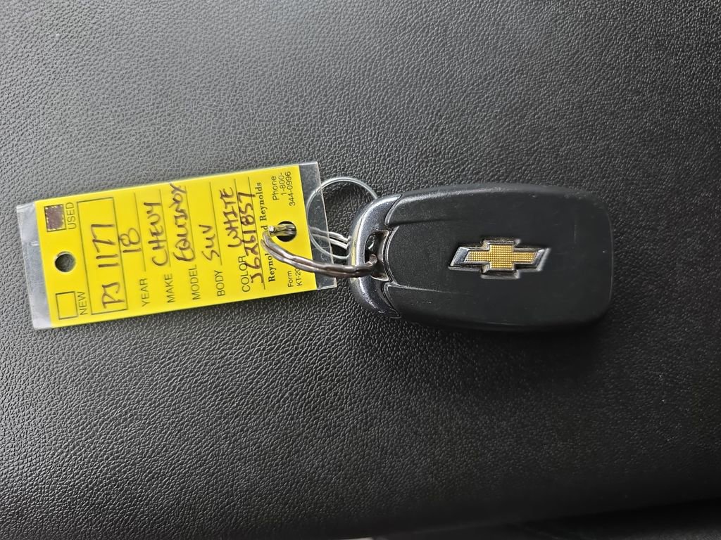 Used 2018 Chevrolet Equinox LT FWD image 35