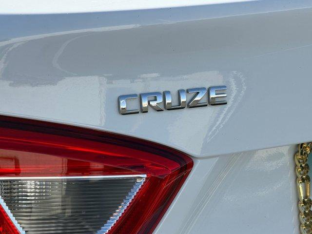 Used 2019 Chevrolet Cruze LS FWD image 11