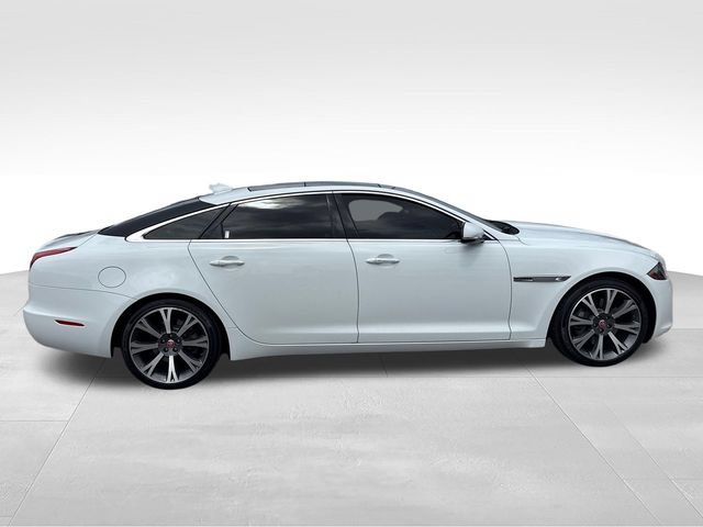 Used 2017 Jaguar XJ L Portfolio AWD/4WD image 6