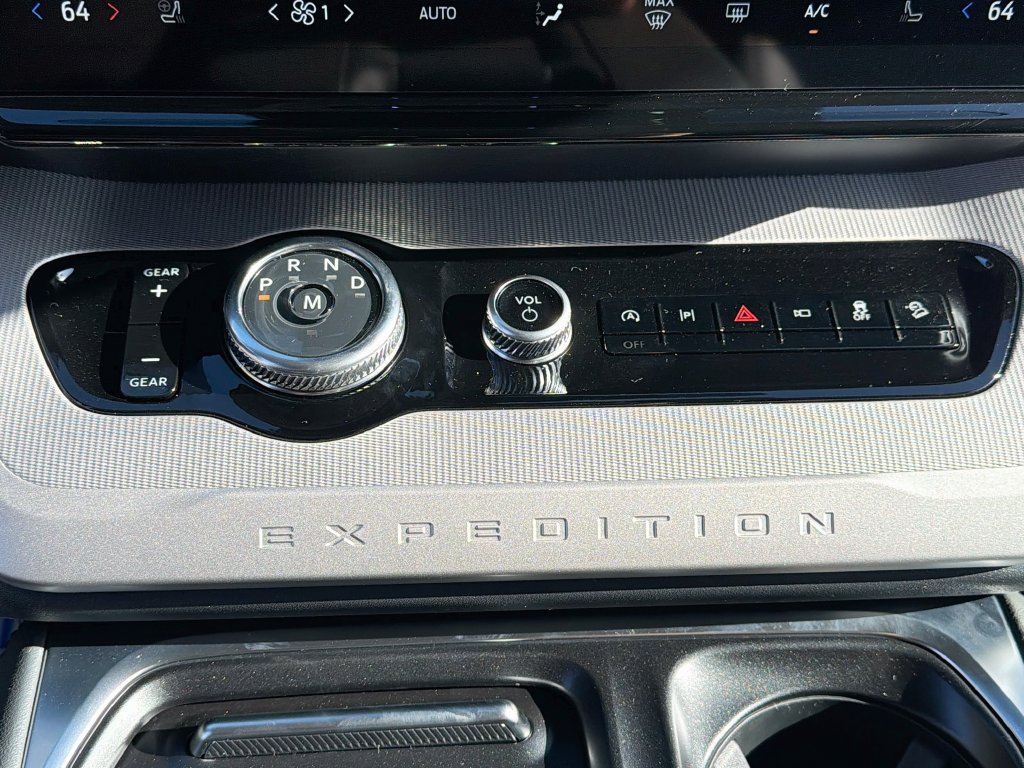 New 2027 Ford Expedition Active AWD/4WD image 19