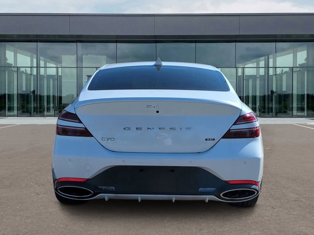 Used 2025 Genesis G70 3.3T Advanced w/ Sport Prestige Package image 4