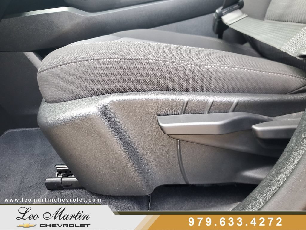 Used 2026 Chevrolet Equinox LT FWD image 13