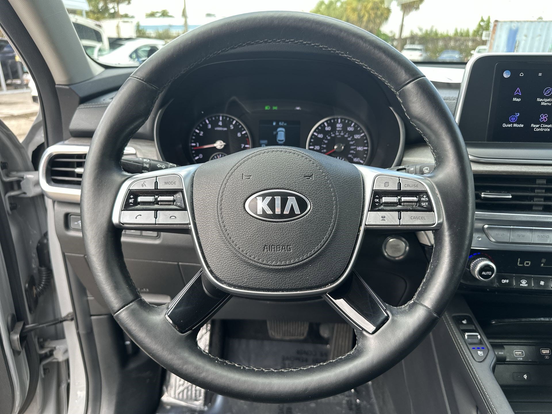 Used 2021 Kia Telluride EX w/ EX Premium Package image 11