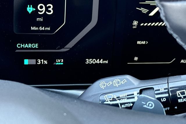 Certified 2024 Kia EV9 Light Long Range RWD image 35