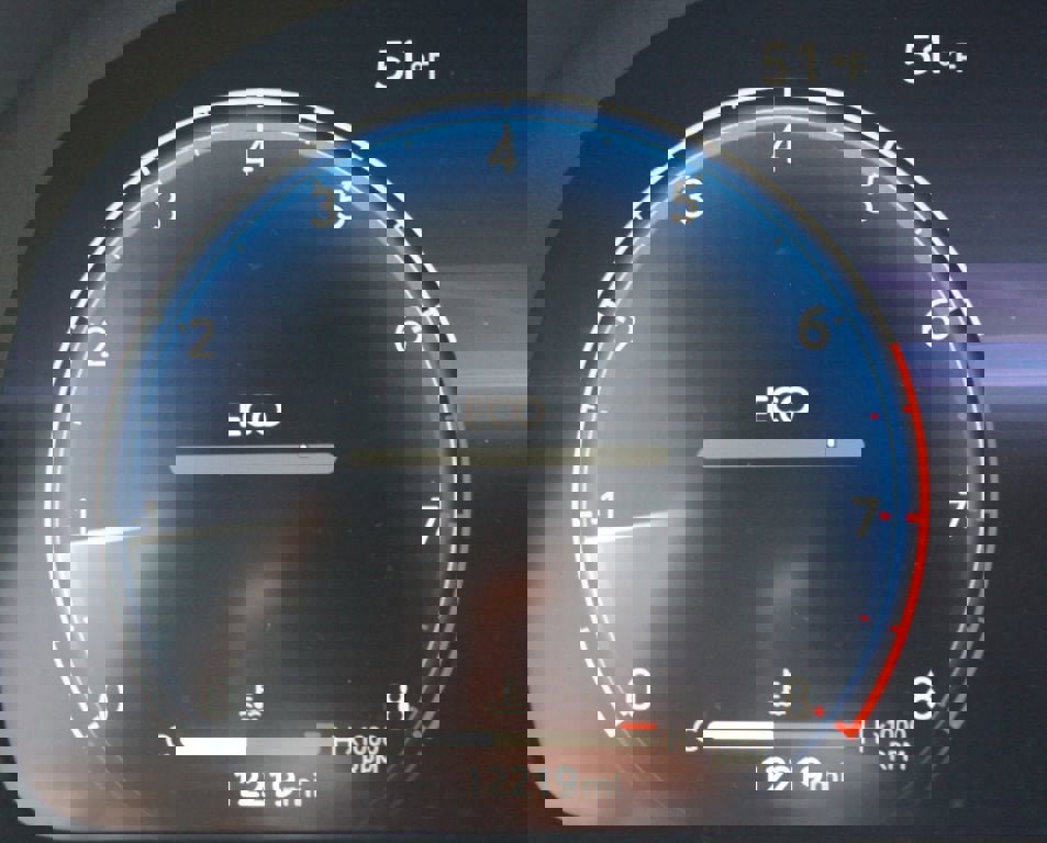 Used 2025 Toyota Highlander Limited image 4