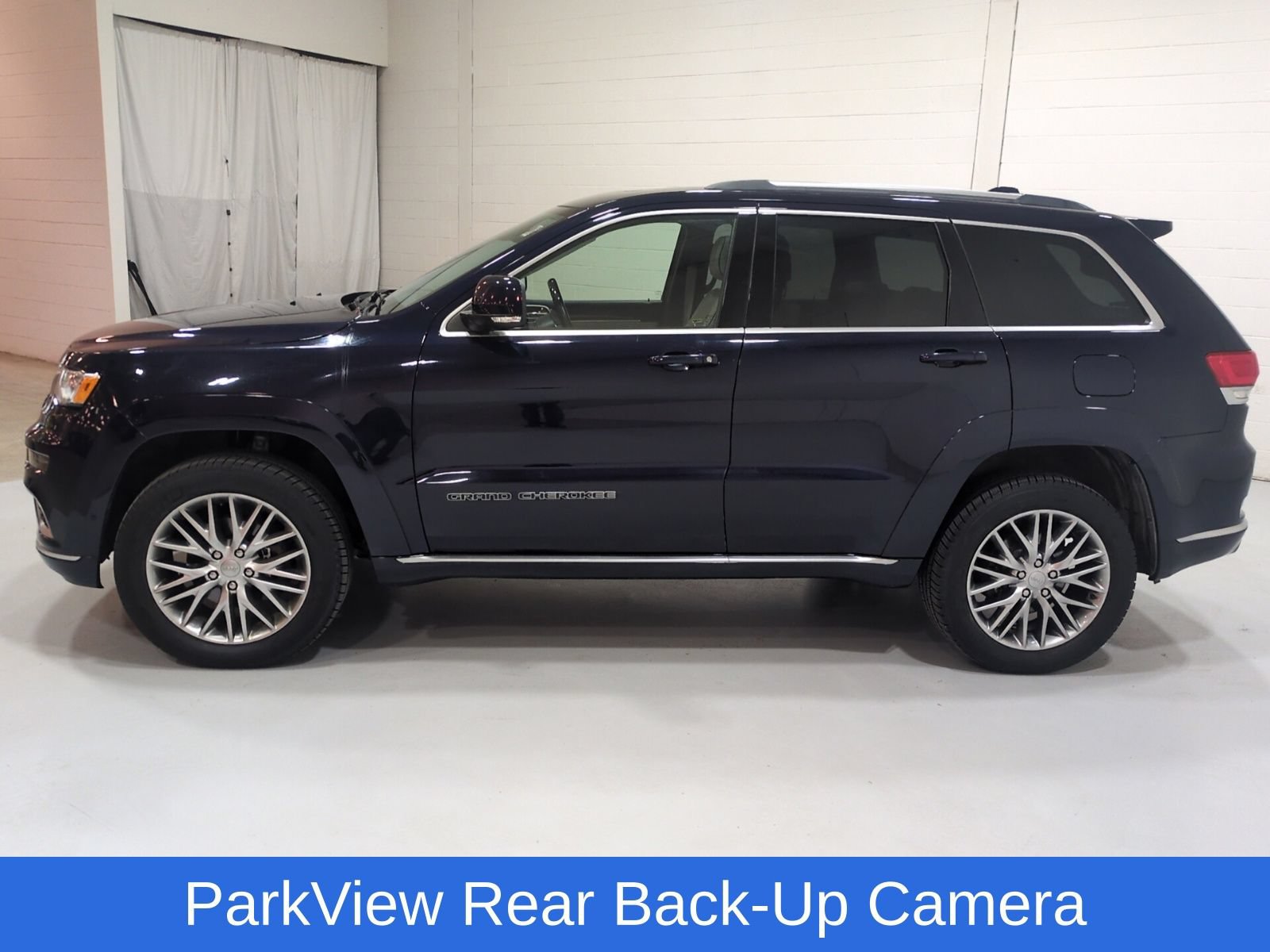 Used 2018 Jeep Grand Cherokee Summit AWD/4WD image 7