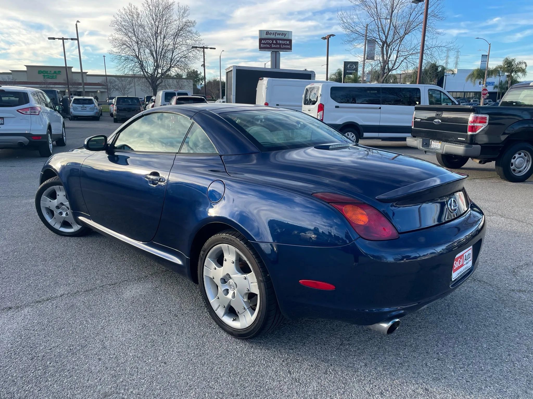 Used 2005 Lexus SC 430 Convertible image 10