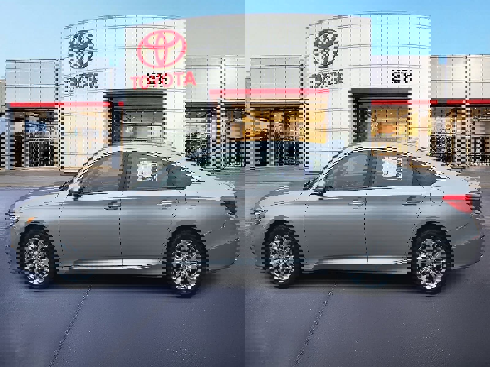 Used 2019 Honda Accord LX image 8