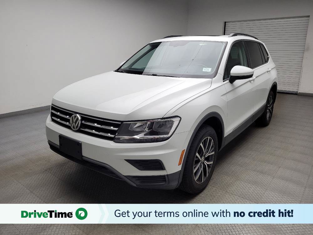 Used 2018 Volkswagen Tiguan SE w/ Panoramic Sunroof Package