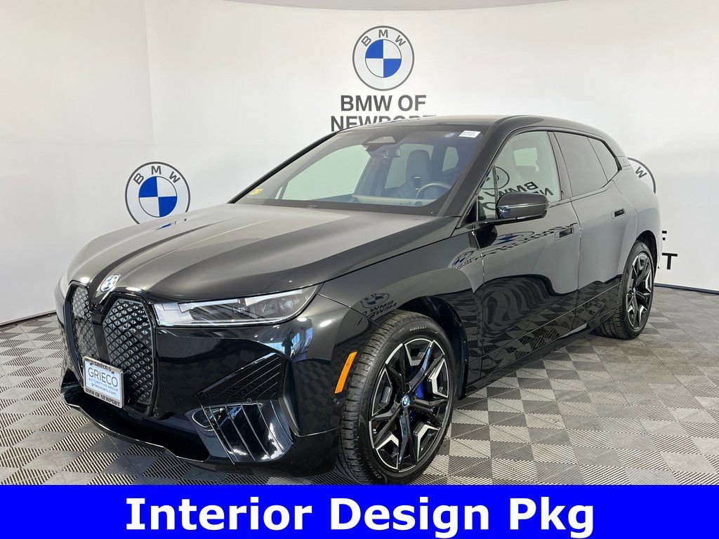 Used 2025 BMW iX xDrive50 w/ Sport Package image 3