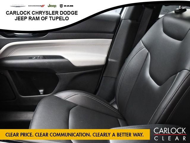 Used 2025 Jeep Compass Limited image 30