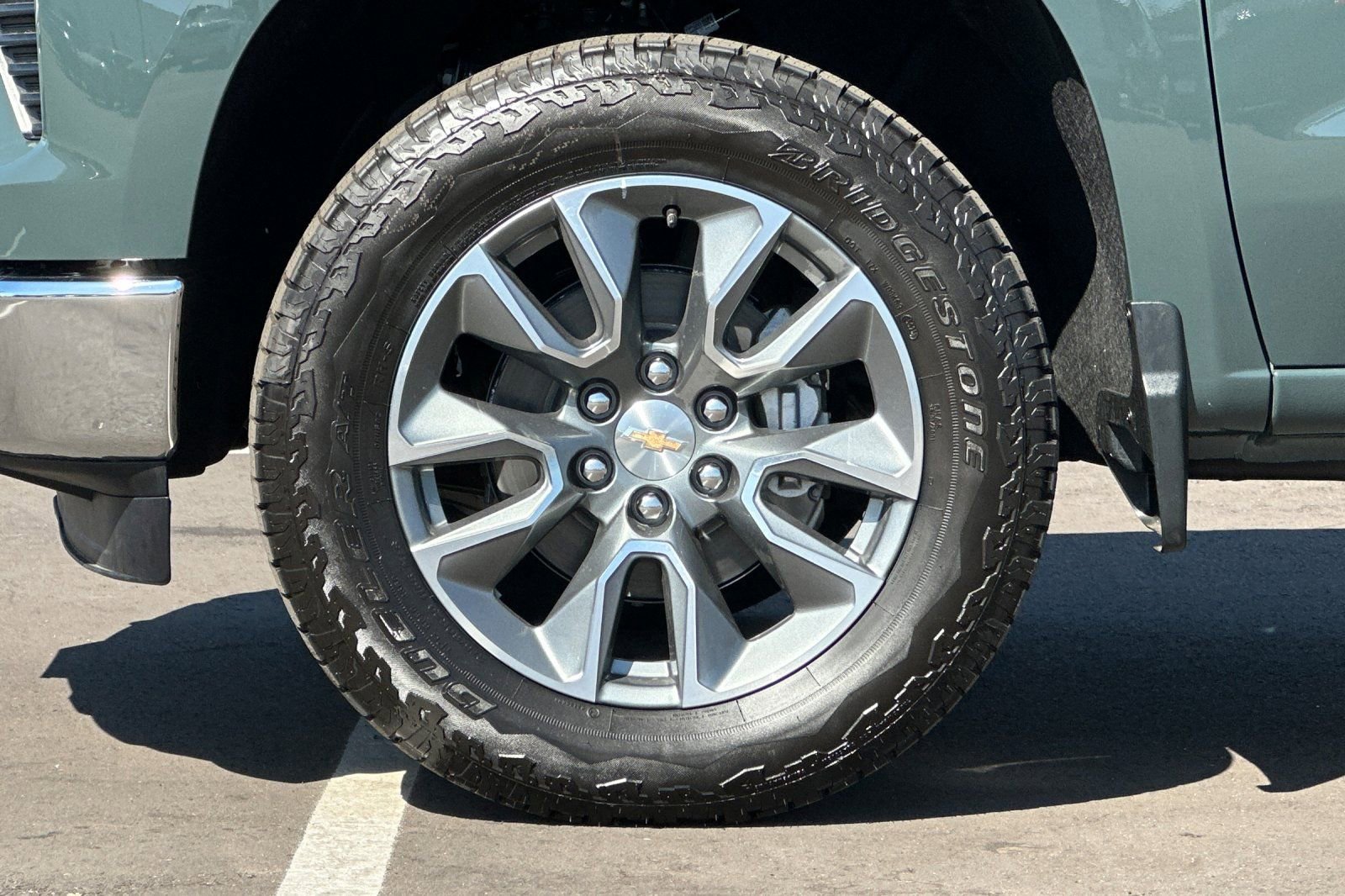 New 2026 Chevrolet Silverado 1500 LT w/ Z71 Off-Road Package AWD/4WD image 25