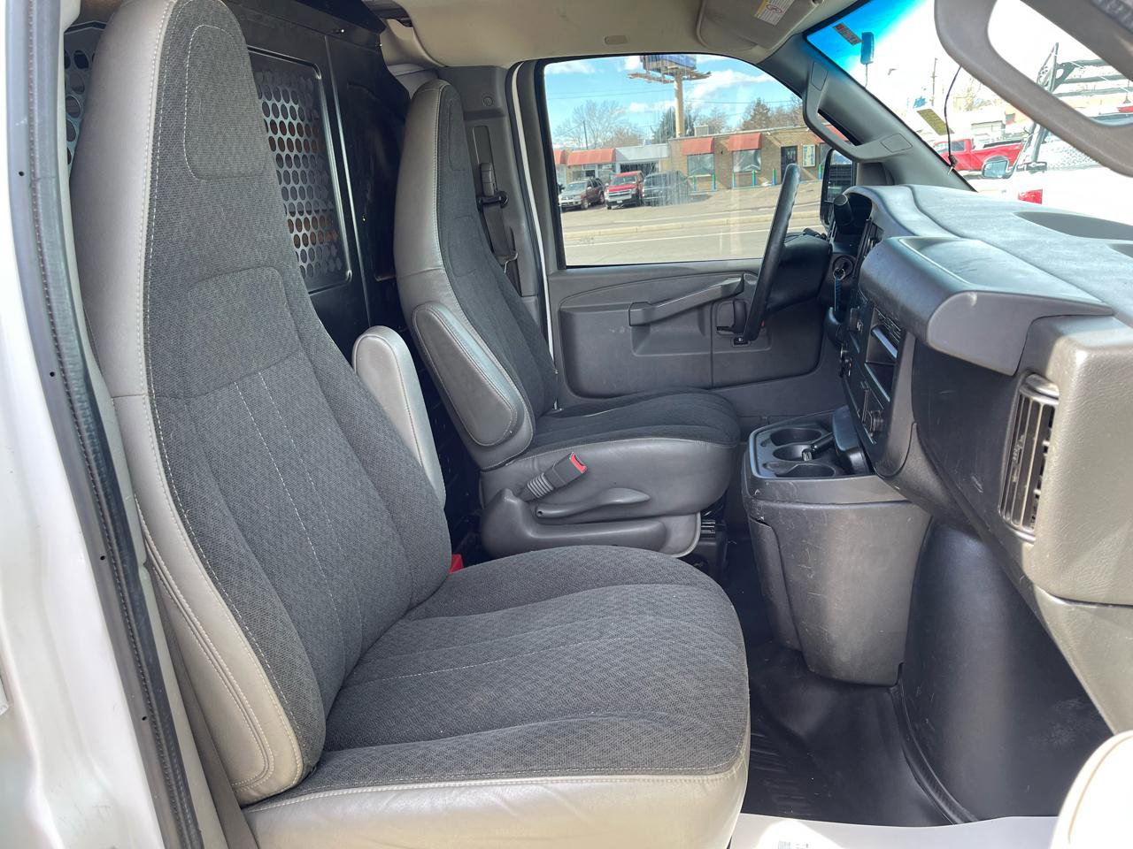 Used 2020 GMC Savana 2500 w/ Driver Convenience Package image 17