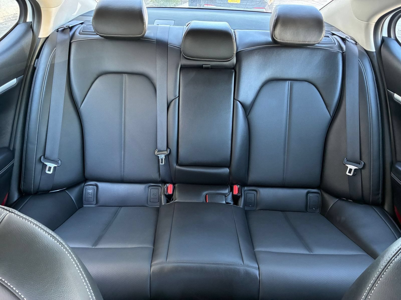 Used 2026 Genesis G70 2.5T RWD image 40