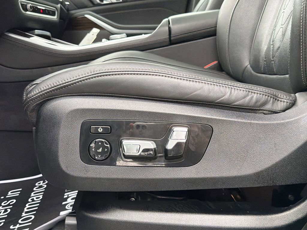 Used 2025 BMW X5 xDrive50e image 23