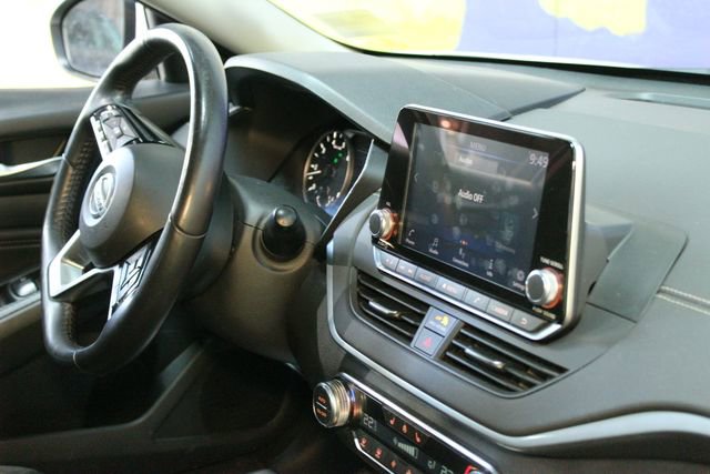 Used 2019 Nissan Altima 2.5 SV AWD/4WD image 10
