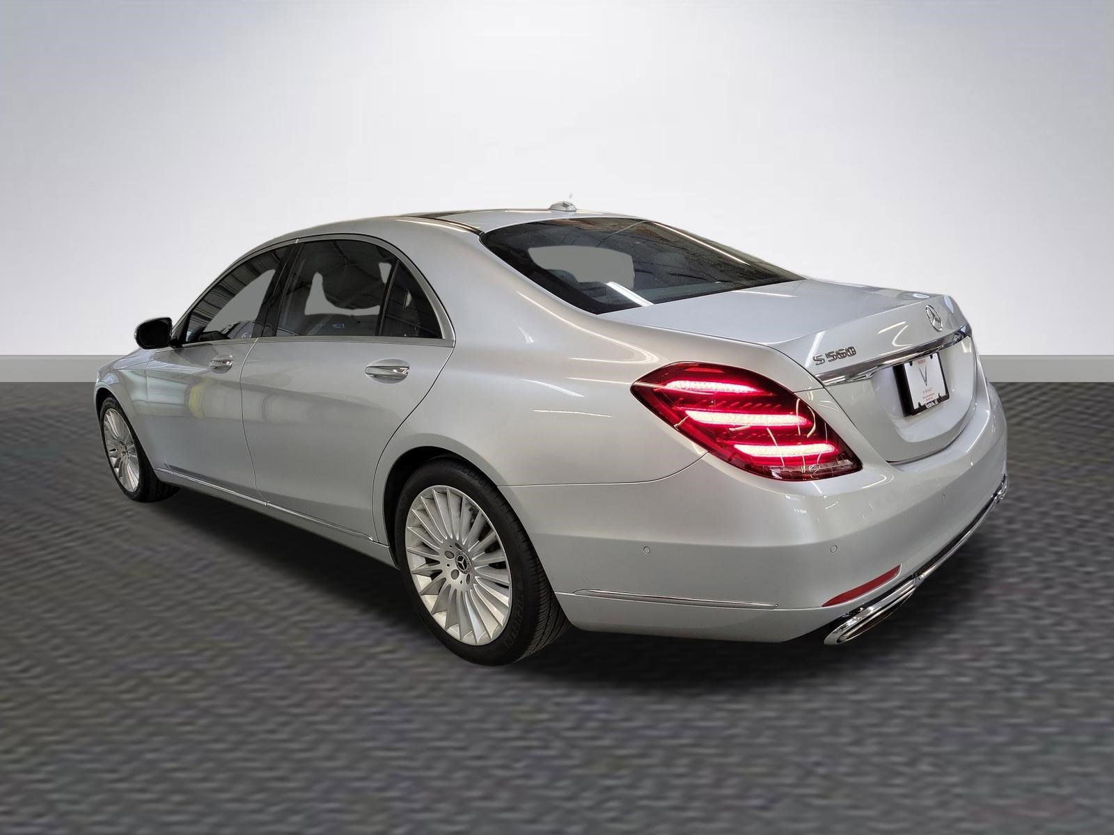 Used 2018 Mercedes-Benz S 560 S 560 image 5