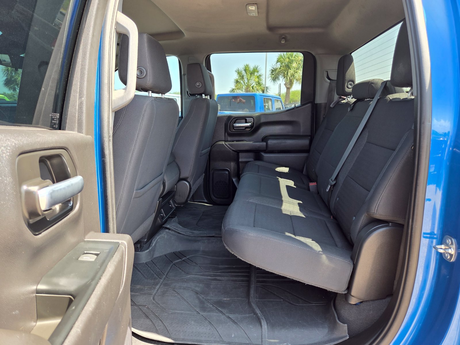 Used 2023 Chevrolet Silverado 1500 Custom RWD image 17