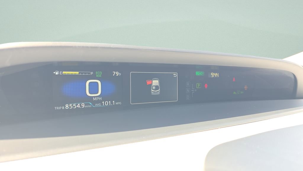 Used 2021 Toyota Prius Prime Limited FWD image 22